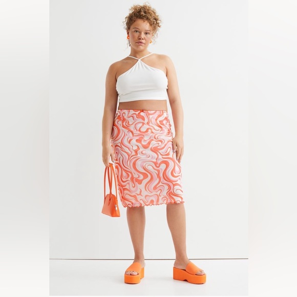 H&M | Plus-Size Knee Length Mesh Skirt Orange, Pink and White Swirl Pattern (4X) - Picture 8 of 11